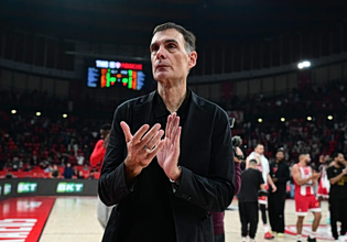 «Κλειστά» αυτιά στα σενάρια