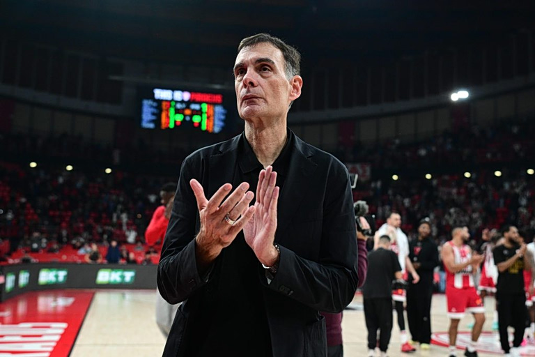 «Κλειστά» αυτιά στα σενάρια