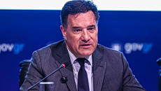 Αμετανόητος ο Γεωργιάδης, νέα ευθεία παρέμβαση στην ευρωπαϊκή εισαγγελία – Κάνει λόγο για επίθεση στη Δημοκρατία