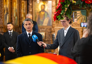 «Λύγισε» ο Ραζβάν Λουτσέσκου στον επικήδειο για τον Μιρτσέα Λουτσέσκου: «Ελπίζω να είσαι περήφανος για μένα»