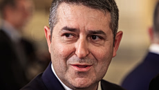 «Σοβαρή, αλλά ελεγχόμενη η κατάστασή του» – Το ιατρικό ανακοινωθέν για την υγεία του Γιώργου Μυλωνάκη