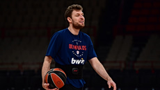 Η κορυφαία πεντάδα του Βεζένκοφ στη Euroleague: Μέσα ο ίδιος και ο Μιλουτίνοφ