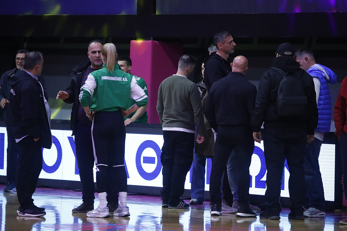 Οριστική διακοπή στο Αθηναϊκός – Παναθηναϊκός: Δεν βγήκαν στο δεύτερο ημίχρονο οι Πράσινες (vid)