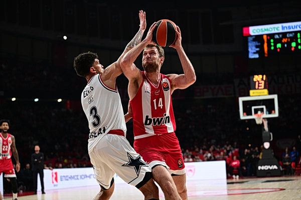 Αυτές οι ομάδες θα καταφέρνουν να προκριθούν στο Final Four της Αθήνας σύμφωνα με τον Βεζένκοφ (vid)