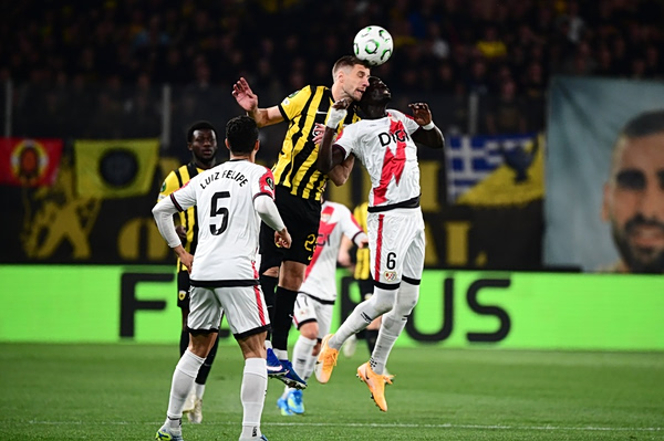 LIVE: ΑΕΚ – Ράγιο Βαγιεκάνο