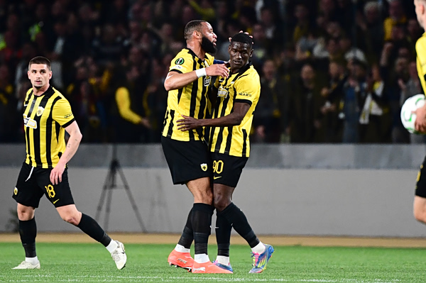 Η ΑΕΚ άνοιξε το σκορ με τον Ζίνι, 1-0 τη Ράγιο Βαγιεκάνο (vid)