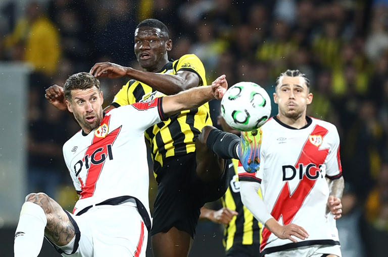 ΑΕΚ - Βαγιεκάνο 3-1: Αγγιξε το «θαύμα», αλλά αποκλείστηκε η «Ένωση» (vid)