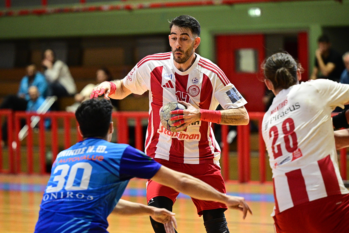 Ολυμπιακός/Όμιλος Ξυνή – Ιωνικός 30-23: Βήμα πρόκρισης στους τελικούς για τους Ερυθρόλευκους