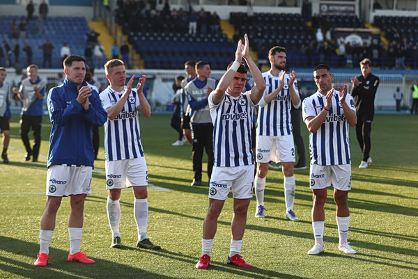 Ατρόμητος – ΑΕΛ 3-2: Πήραν τη ματσάρα οι Περιστεριώτες, έμπλεξαν οι «βυσσινί»
