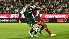 Παναθηναϊκός – Ολυμπιακός: Δεν καταφέρνει να σκοράρει σε τετ α τετ ο Ελ Κααμπί (vid)