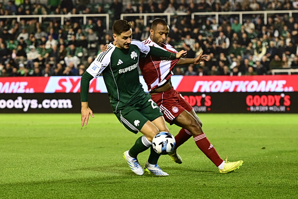 Παναθηναϊκός – Ολυμπιακός: Δεν καταφέρνει να σκοράρει σε τετ α τετ ο Ελ Κααμπί (vid)