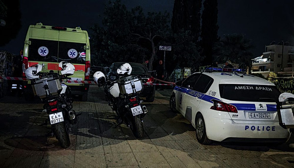 Αναστάτωση στον Άγιο Παντελεήμονα: Νεαρός άντρας προκάλεσε ζημιές σε 30 αυτοκίνητα