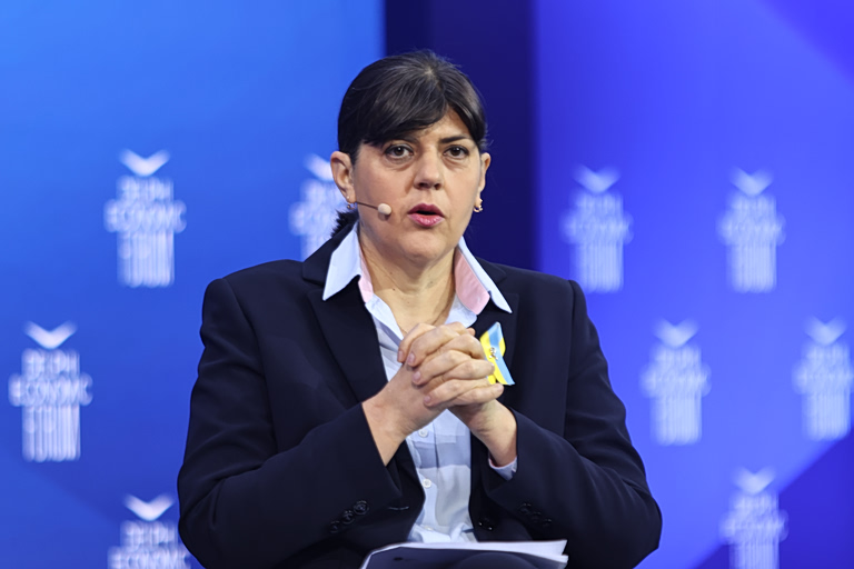 Η συνέντευξη Τύπου της Λάουρα Κοβέσι στο Φόρουμ των Δελφών