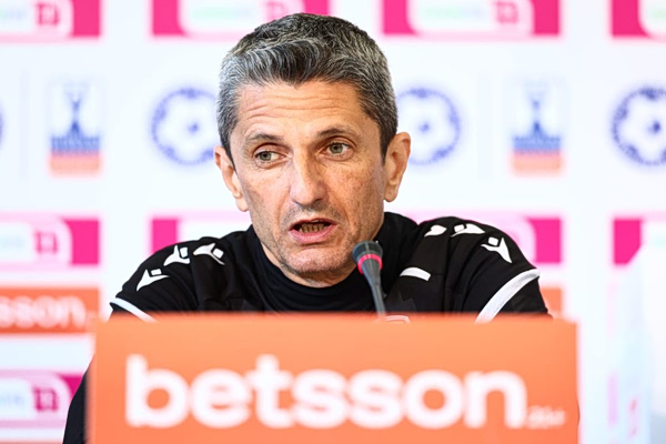 Λουτσέσκου μετά το Κύπελλο: «Είμαι συντετριμμένος – Ο ΠΑΟΚ είναι το σπίτι μου»