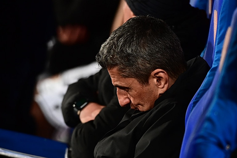 Λουτσέσκου: «Σκοτεινή νύχτα, βραδιά ντροπής»