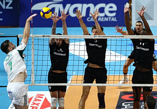 ΠΑΟΚ – Παναθηναϊκός 3-0 σετ: Εύκολα το 1-1 στη σειρά των τελικών ο «δικέφαλος»