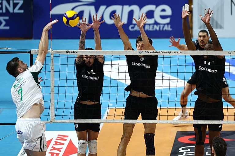 ΠΑΟΚ - Παναθηναϊκός 3-0 σετ: Εύκολα το 1-1 στη σειρά των τελικών ο «δικέφαλος» (vid)