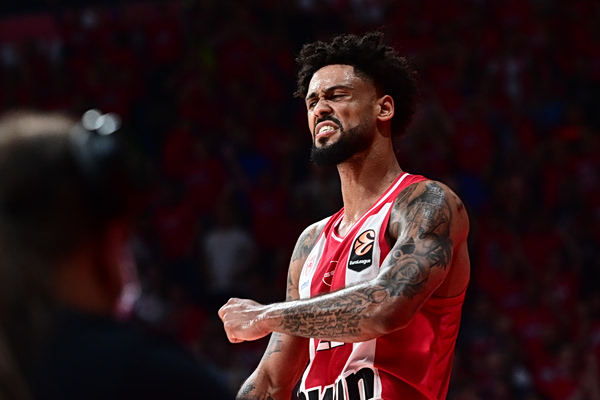 Αμφίβολοι για το Game 2 με τη Μονακό οι Ντόρσεϊ και Γουόρντ