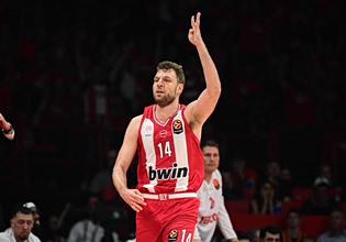 Ολυμπιακός – Μονακό 91-70: Σαρωτικός με Βεζένκοφ, έκανε το πρώτο βήμα για το Final Four!