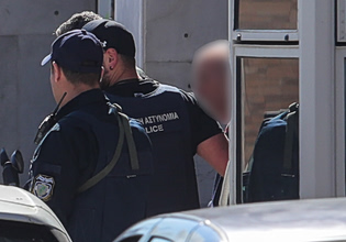 Πήρε προθεσμία ο 89χρονος – Ο διάλογος του με τον εισαγγελέα