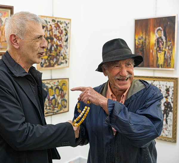 Δήμος Πειραιά: Με επιτυχία τα εγκαίνια της αναδρομικής έκθεσης «1964–2026» του Νίκου Τζιζμετζόγλου