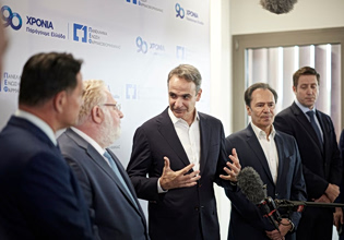 Στήριξη των εξαγωγών της ελληνικής φαρμακοβιομηχανίας υπόσχεται η Κυβέρνηση