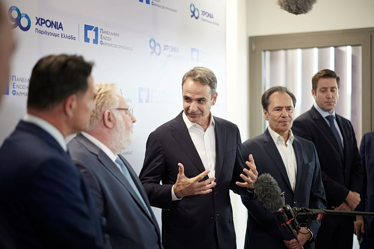 Στήριξη των εξαγωγών της ελληνικής φαρμακοβιομηχανίας υπόσχεται η Κυβέρνηση