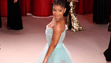 Η Χάλι Μπέιλι έμαθε «πώς να αγνοεί τις αρνητικές κριτικές»