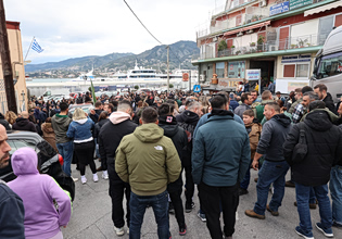 Ο Ανδρουλάκης στη Λέσβο για τα προβλήματα των κτηνοτρόφων λόγω του αφθώδους πυρετού