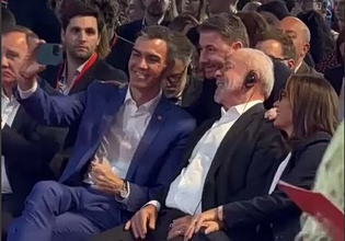 Η selfie του Ανδρουλάκη με Σάντσεθ και Λούλα