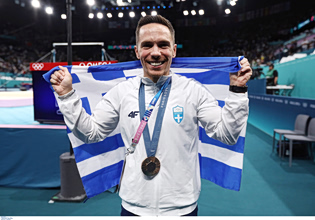 Συγχαρητήρια του πολιτικού κόσμου στον Πετρούνια για το χρυσό μετάλλιο