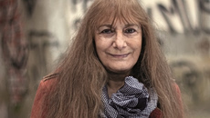 Πέθανε η Μπέβερλι Μάρτιν, η «ξεχασμένη» φωνή της βρετανικής φολκ