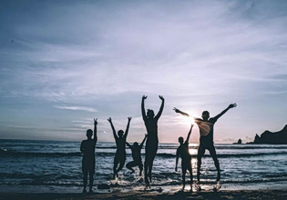 Κοινωνικός τουρισμός: Ανοίγει αύριο η Τρίτη η πλατφόρμα – Ποια ΑΦΜ ξεκινούν