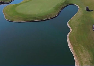 Σιθωνία: «Μόλις έπεσε η στάθμη του νερού…» – Πώς εντοπίστηκαν το ανθρώπινο κρανίο και τα οστά σε ξενοδοχείο