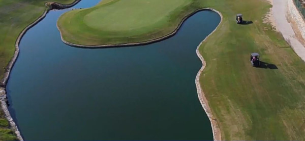 Σιθωνία: «Μόλις έπεσε η στάθμη του νερού…» – Πώς εντοπίστηκαν το ανθρώπινο κρανίο και τα οστά σε ξενοδοχείο