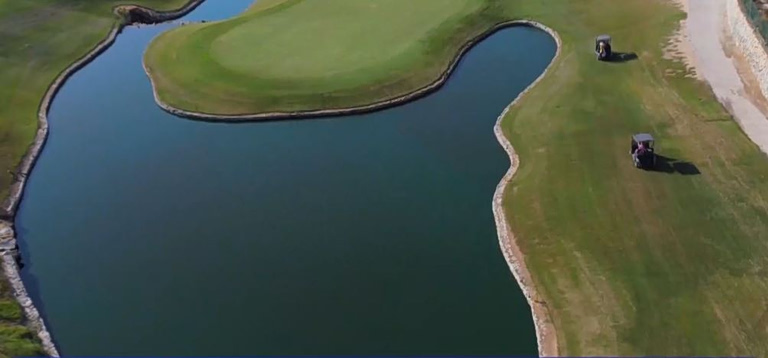 Σιθωνία: «Μόλις έπεσε η στάθμη του νερού…» – Πώς εντοπίστηκαν το ανθρώπινο κρανίο και τα οστά σε ξενοδοχείο