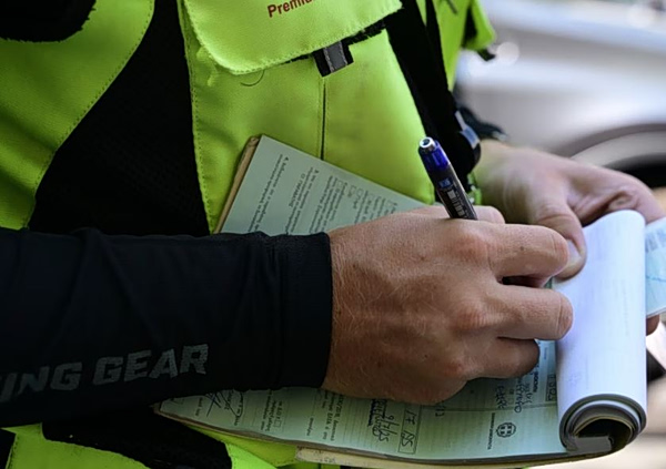 Λιγότεροι μεθυσμένοι, περισσότερα αλκοτέστ – 13 συλλήψεις από τους ελέγχους της Τροχαίας