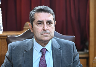 Γιώργος Μυλωνάκης: Διασωληνωμένος συνεχίζει να νοσηλεύεται στη ΜΕΘ του «Ευαγγελισμού»