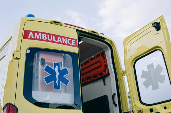 Θεσσαλονίκη: ΙΧ παρέσυρε 19χρονο στην Πυλαία – Νοσηλεύεται στο νοσοκομείο