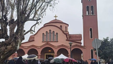 Κρήτη: Σε κλίμα οδύνης το τελευταίο «αντίο» στην 43χρονη Ελευθερία – Νέα στοιχεία για το φονικό