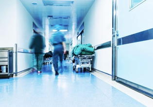 Κρήτη: Ένας 93χρονος οδηγός παραβίασε ΣΤΟΠ και συγκρούστηκε με μηχανή – Στην εντατική ο ανήλικος οδηγός