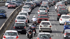 Χάος στους δρόμους – Στο «κόκκινο» η κίνηση στον Κηφισό και στην Αττική Οδό