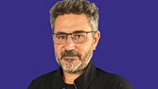 Πέθανε σε ηλικία 48 ετών ο γιος της Θεανώς Φωτίου, Βασίλης Ρίζος