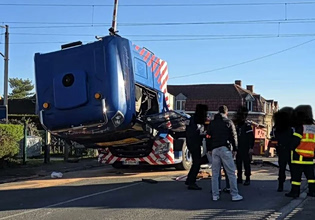 Γαλλία: Τρένο υψηλής ταχύτητας συγκρούστηκε με φορτηγό – Ένας νεκρός, 27 τραυματίες