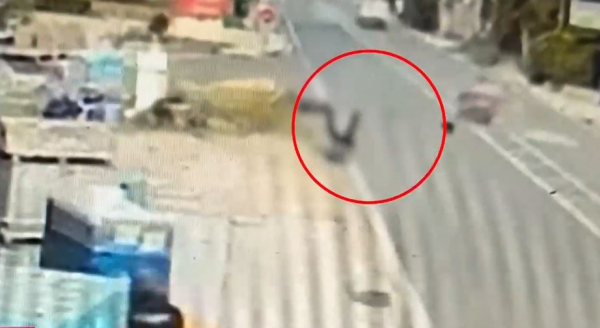 Αρτέμιδα: «Έβαλε πρώτη και έφυγε, δεν σταμάτησε πουθενά» λέει ο 18χρονος που τραυματίστηκε στο τροχαίο