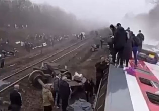 Ρωσία: Τουλάχιστον 22 άνθρωποι τραυματίστηκαν σε εκτροχιασμό τρένου