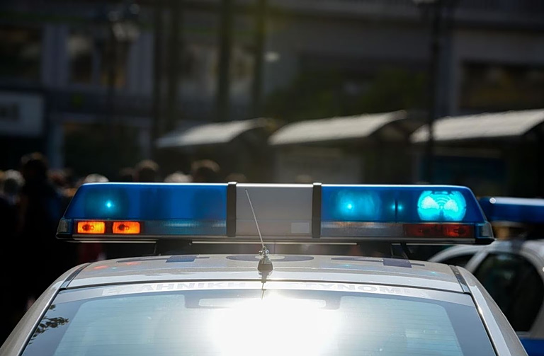 Τροχαίο στη Λιοσίων: Τρεις συλλήψεις για την παράσυρση της 16χρονης – Νοσηλεύεται σε κρίσιμη κατάσταση