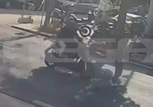 Λιοσίων: Με κρανιοεγκεφαλικές κακώσεις η 16χρονη που παρασύρθηκε – Ξεσπά η μητέρα της