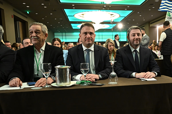 Τουκαλάς: Ευχαριστίες για την εκλογή του στο Πολιτικό Συμβούλιο του ΠΑΣΟΚ