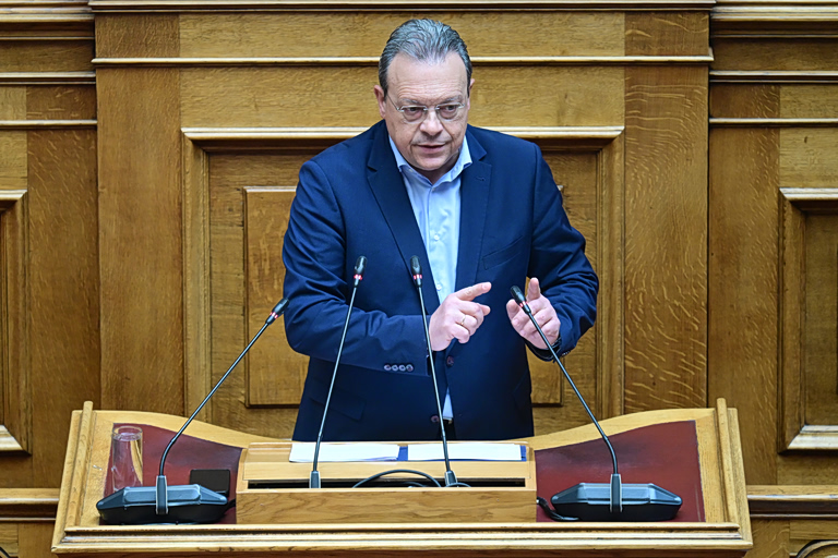 Φάμελλος: Είναι κυβέρνηση υποδίκων και Κοινοβουλευτική Ομάδα υποδίκων – Να φύγει το συντομότερο